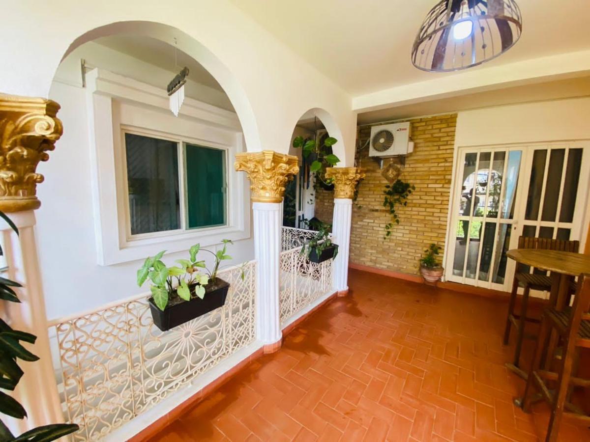 דקר Illiyin Boutique Hotel מראה חיצוני תמונה