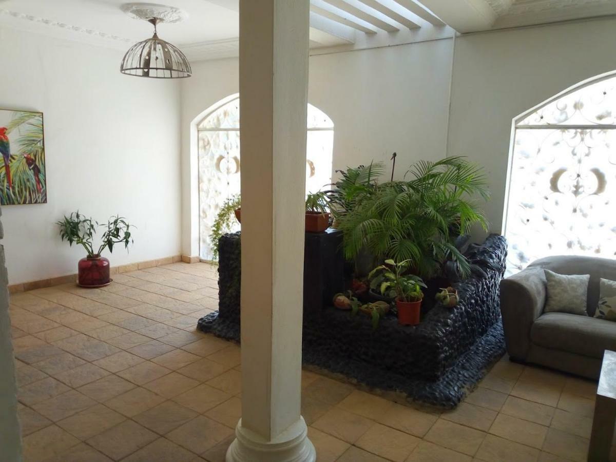 דקר Illiyin Boutique Hotel מראה חיצוני תמונה