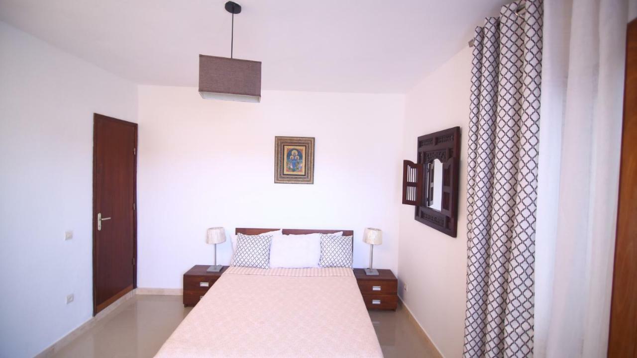 דקר Illiyin Boutique Hotel מראה חיצוני תמונה